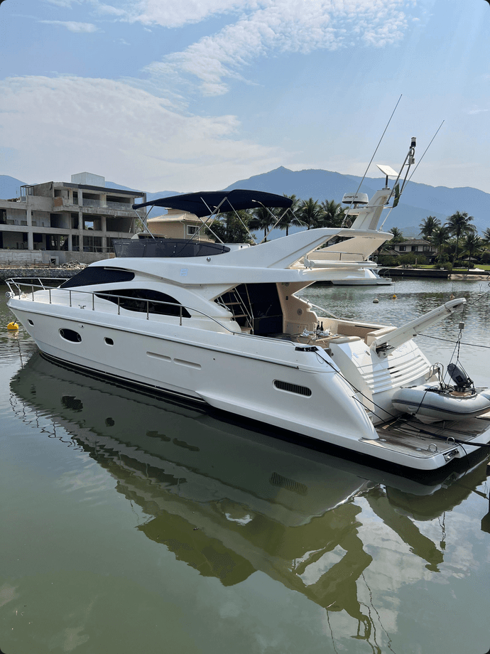 Ferretti 600